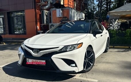 Toyota Camry, 2018 год, 2 399 999 рублей, 1 фотография