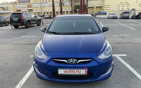 Hyundai Solaris II рестайлинг, 2011 год, 740 000 рублей, 2 фотография