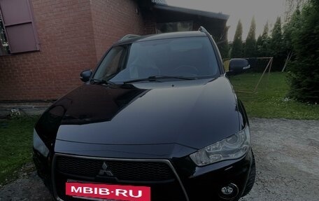 Mitsubishi Outlander III рестайлинг 3, 2010 год, 1 450 000 рублей, 1 фотография