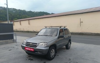 Chevrolet Niva I рестайлинг, 2005 год, 440 000 рублей, 1 фотография