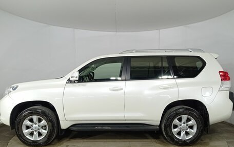 Toyota Land Cruiser Prado 150 рестайлинг 2, 2013 год, 3 290 000 рублей, 8 фотография