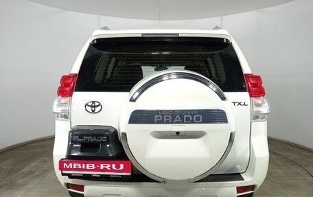 Toyota Land Cruiser Prado 150 рестайлинг 2, 2013 год, 3 290 000 рублей, 6 фотография