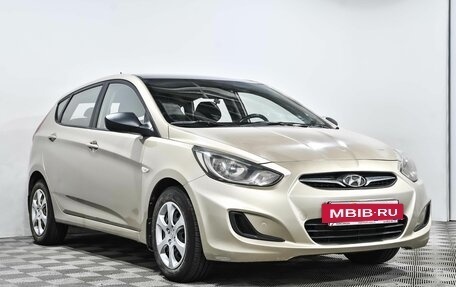 Hyundai Solaris II рестайлинг, 2011 год, 730 000 рублей, 3 фотография