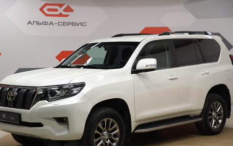 Toyota Land Cruiser Prado 150 рестайлинг 2, 2018 год, 4 590 000 рублей, 1 фотография