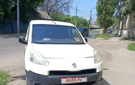 Peugeot Partner II рестайлинг 2, 2012 год, 620 000 рублей, 1 фотография