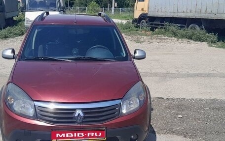 Renault Sandero I, 2011 год, 725 000 рублей, 1 фотография