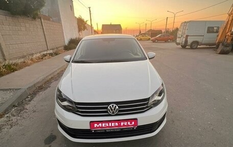 Volkswagen Polo VI (EU Market), 2016 год, 1 379 000 рублей, 1 фотография