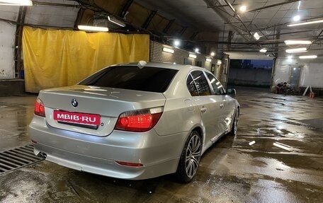 BMW 5 серия, 2004 год, 1 015 000 рублей, 10 фотография