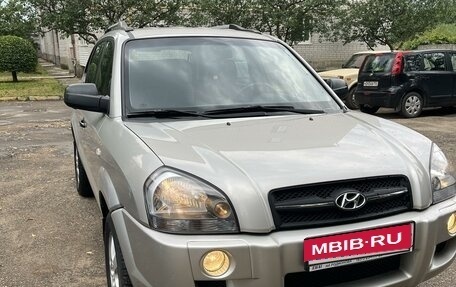 Hyundai Tucson III, 2007 год, 1 360 000 рублей, 2 фотография