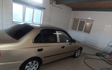 Hyundai Accent II, 2004 год, 349 000 рублей, 2 фотография