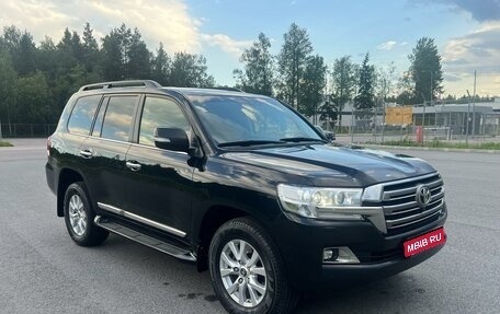 Toyota Land Cruiser 200, 2015 год, 6 500 000 рублей, 1 фотография