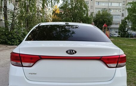 KIA Rio IV, 2018 год, 950 000 рублей, 3 фотография