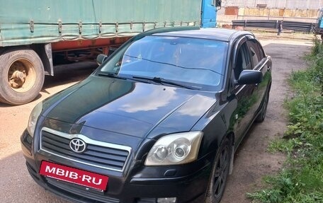 Toyota Avensis III рестайлинг, 2005 год, 680 000 рублей, 3 фотография