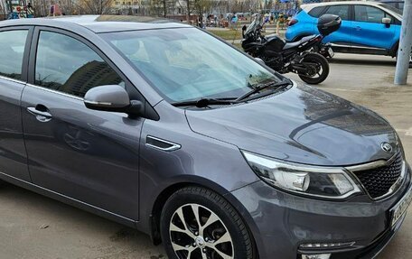 KIA Rio III рестайлинг, 2016 год, 1 380 000 рублей, 3 фотография