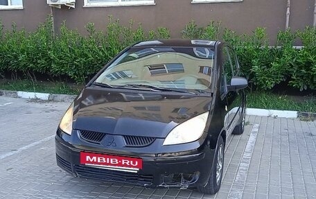 Mitsubishi Colt VI рестайлинг, 2006 год, 500 000 рублей, 2 фотография