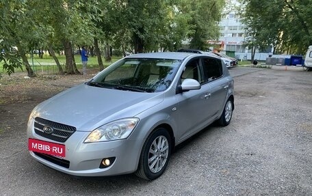 KIA cee'd I рестайлинг, 2009 год, 820 000 рублей, 2 фотография