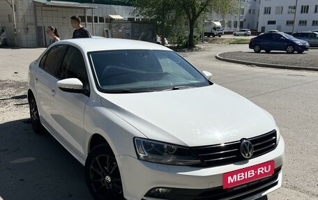 Volkswagen Jetta VI, 2015 год, 1 485 000 рублей, 2 фотография