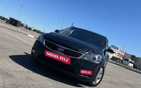 KIA cee'd I рестайлинг, 2011 год, 855 000 рублей, 2 фотография