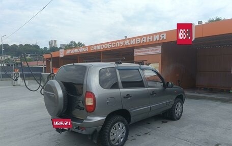 Chevrolet Niva I рестайлинг, 2005 год, 440 000 рублей, 3 фотография