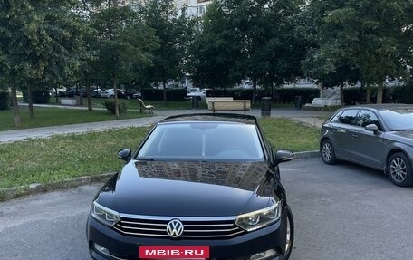 Volkswagen Passat B8 рестайлинг, 2017 год, 2 100 000 рублей, 2 фотография