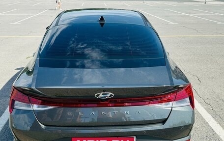 Hyundai Elantra, 2022 год, 2 450 000 рублей, 11 фотография