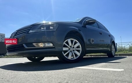 Volkswagen Passat B7, 2011 год, 1 499 000 рублей, 2 фотография