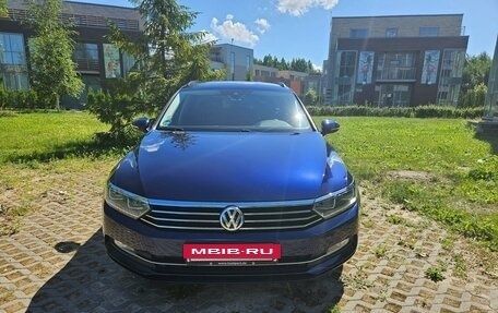 Volkswagen Passat B8 рестайлинг, 2019 год, 2 350 000 рублей, 2 фотография