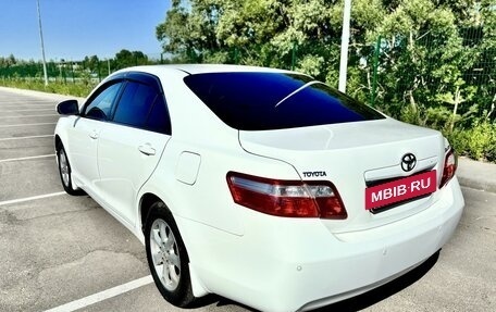 Toyota Camry, 2010 год, 1 395 000 рублей, 3 фотография