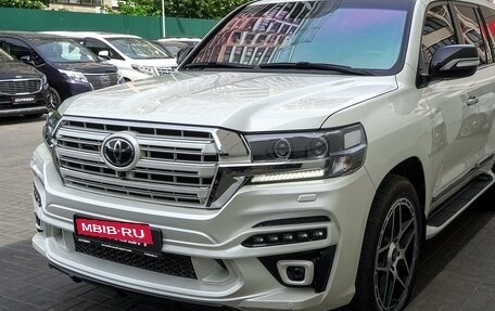 Toyota Land Cruiser 200, 2017 год, 7 830 000 рублей, 7 фотография