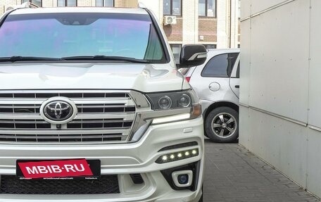 Toyota Land Cruiser 200, 2017 год, 7 830 000 рублей, 11 фотография