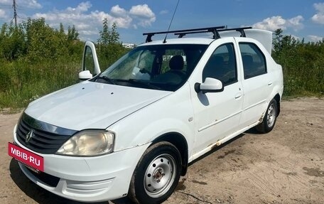 Renault Logan I, 2013 год, 290 000 рублей, 2 фотография