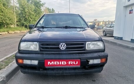 Volkswagen Vento, 1992 год, 185 000 рублей, 2 фотография