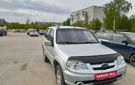 Chevrolet Niva I рестайлинг, 2011 год, 750 000 рублей, 2 фотография