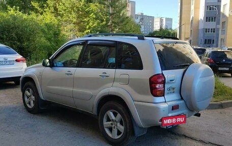 Toyota RAV4, 2003 год, 805 000 рублей, 5 фотография