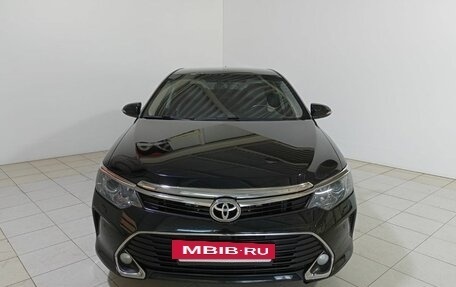 Toyota Camry, 2017 год, 2 350 000 рублей, 2 фотография