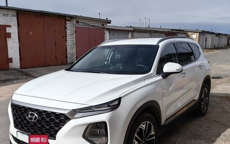 Hyundai Santa Fe IV, 2019 год, 3 399 999 рублей, 2 фотография