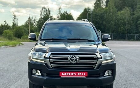 Toyota Land Cruiser 200, 2015 год, 6 500 000 рублей, 2 фотография