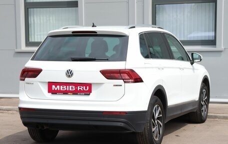 Volkswagen Tiguan II, 2019 год, 2 899 000 рублей, 5 фотография