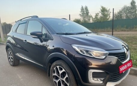 Renault Kaptur I рестайлинг, 2018 год, 1 720 000 рублей, 2 фотография