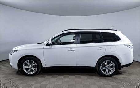 Mitsubishi Outlander III рестайлинг 3, 2013 год, 1 518 300 рублей, 8 фотография