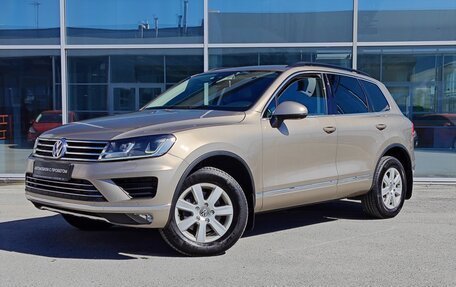 Volkswagen Touareg III, 2015 год, 3 300 000 рублей, 3 фотография