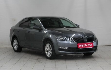 Skoda Octavia, 2018 год, 2 080 000 рублей, 3 фотография