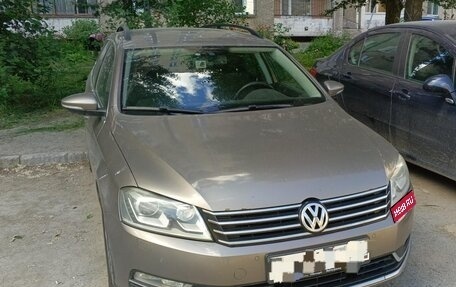 Volkswagen Passat B7, 2011 год, 1 500 000 рублей, 1 фотография