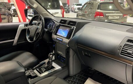 Toyota Land Cruiser Prado 150 рестайлинг 2, 2019 год, 5 697 000 рублей, 16 фотография