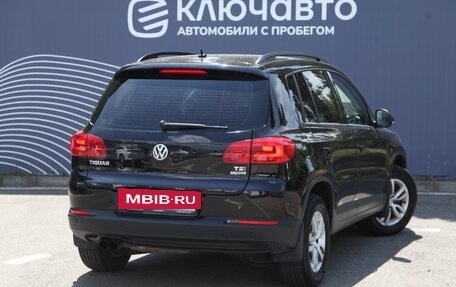 Volkswagen Tiguan I, 2011 год, 1 250 000 рублей, 2 фотография