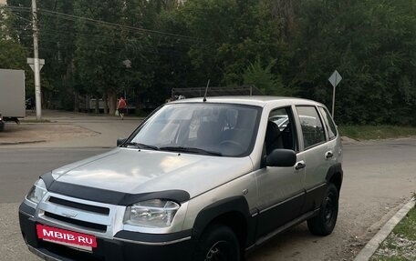 Chevrolet Niva I рестайлинг, 2005 год, 330 000 рублей, 2 фотография