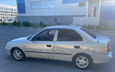 Hyundai Accent II, 2004 год, 310 000 рублей, 3 фотография