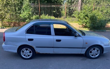 Hyundai Accent II, 2004 год, 310 000 рублей, 2 фотография