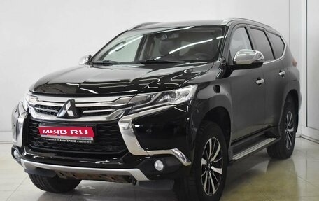 Mitsubishi Pajero Sport III рестайлинг, 2017 год, 2 374 000 рублей, 1 фотография