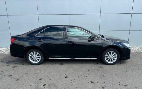 Toyota Camry, 2014 год, 1 790 000 рублей, 4 фотография